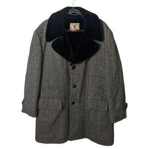 Vintage 60's Field & Stream Donegal Herringbone Tweed Wool  Faux Fur Collar 46